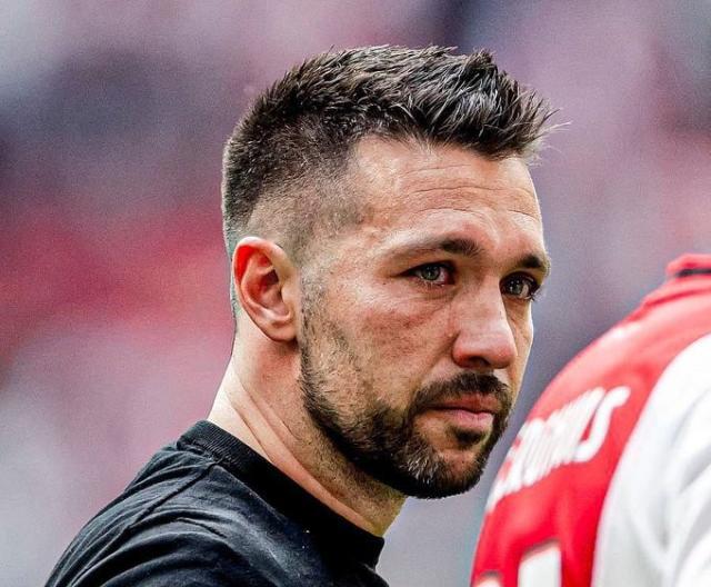 v站-“小德泽尔比”丢冠后告别贾府，下一站英超？