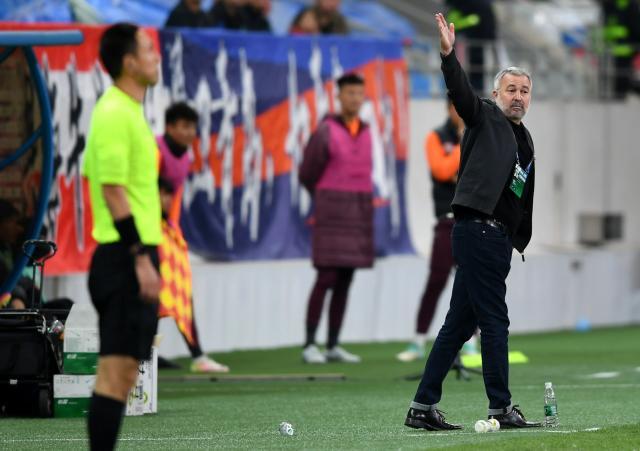 v站体育-不容易！5轮不胜海牛仍力挺亚森 赛季首胜虽迟但到